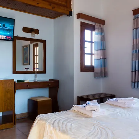 Drymna Hotel Trizonía