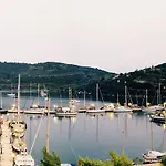 Drymna Hotel 2*