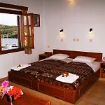 Drymna Hotel