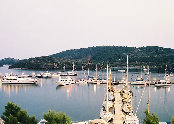 Drymna Hotel Trizonia